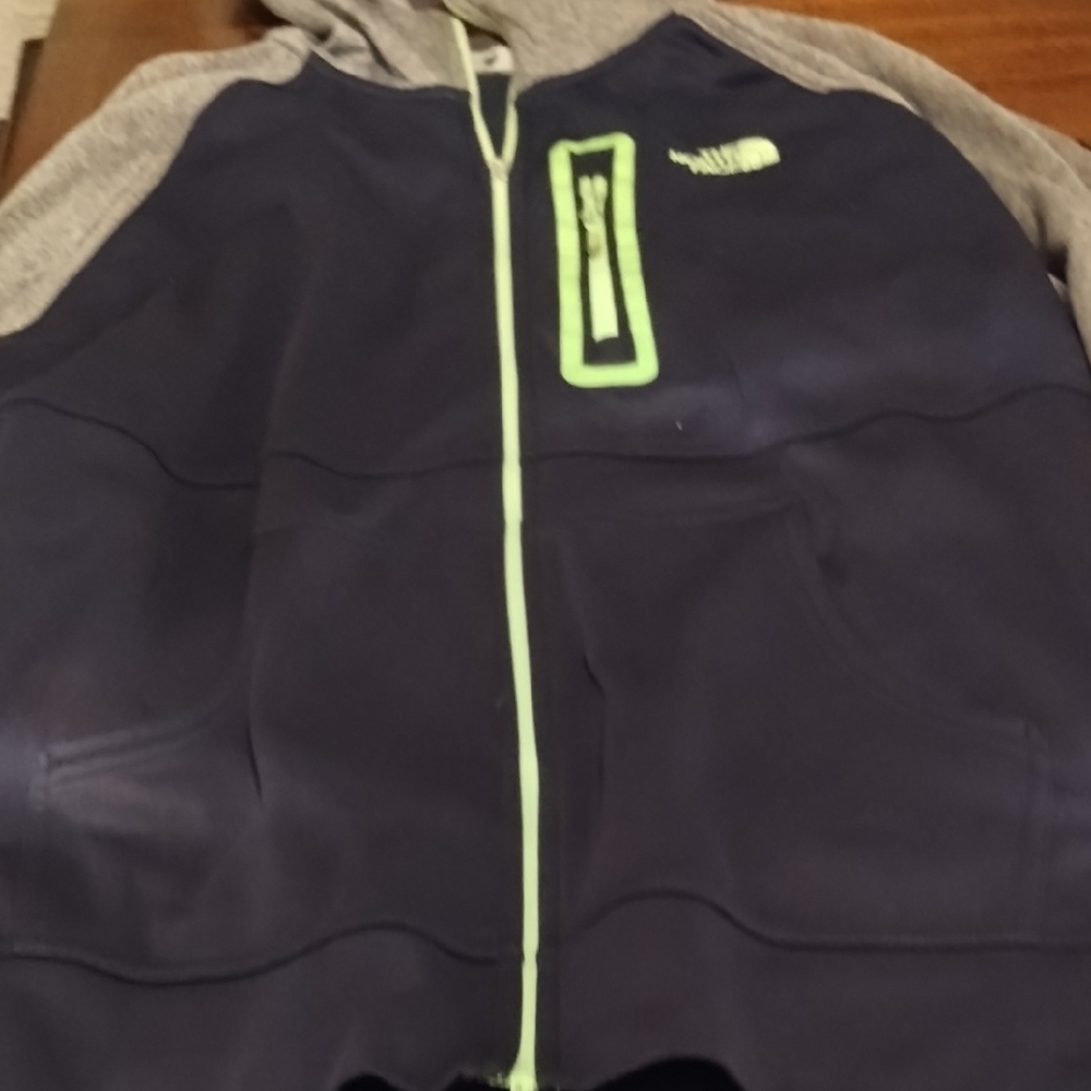 The North Face Dark Blue and Light Gray Jacket Zipper Is Missing Handle